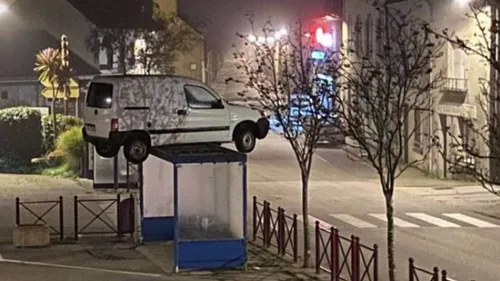 On sait enfin pourquoi et comment la voiture a fini sur l’abribus !